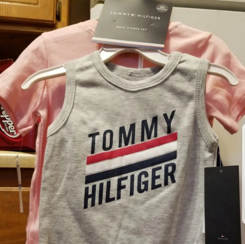 Tommy Hilfiger 3 piece set